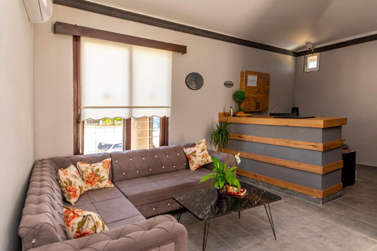 New Garden Hotel ซีเด ภายนอก รูปภาพ